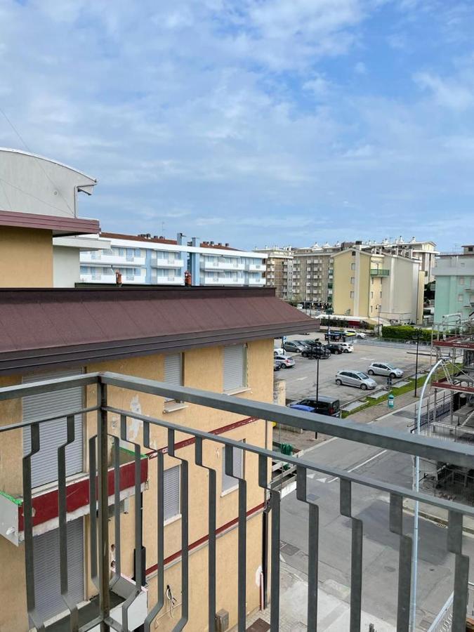 Condominio Michelangelo-Solo Per Famiglie- Walterigato Apartments Lido di Jesolo Exteriér fotografie